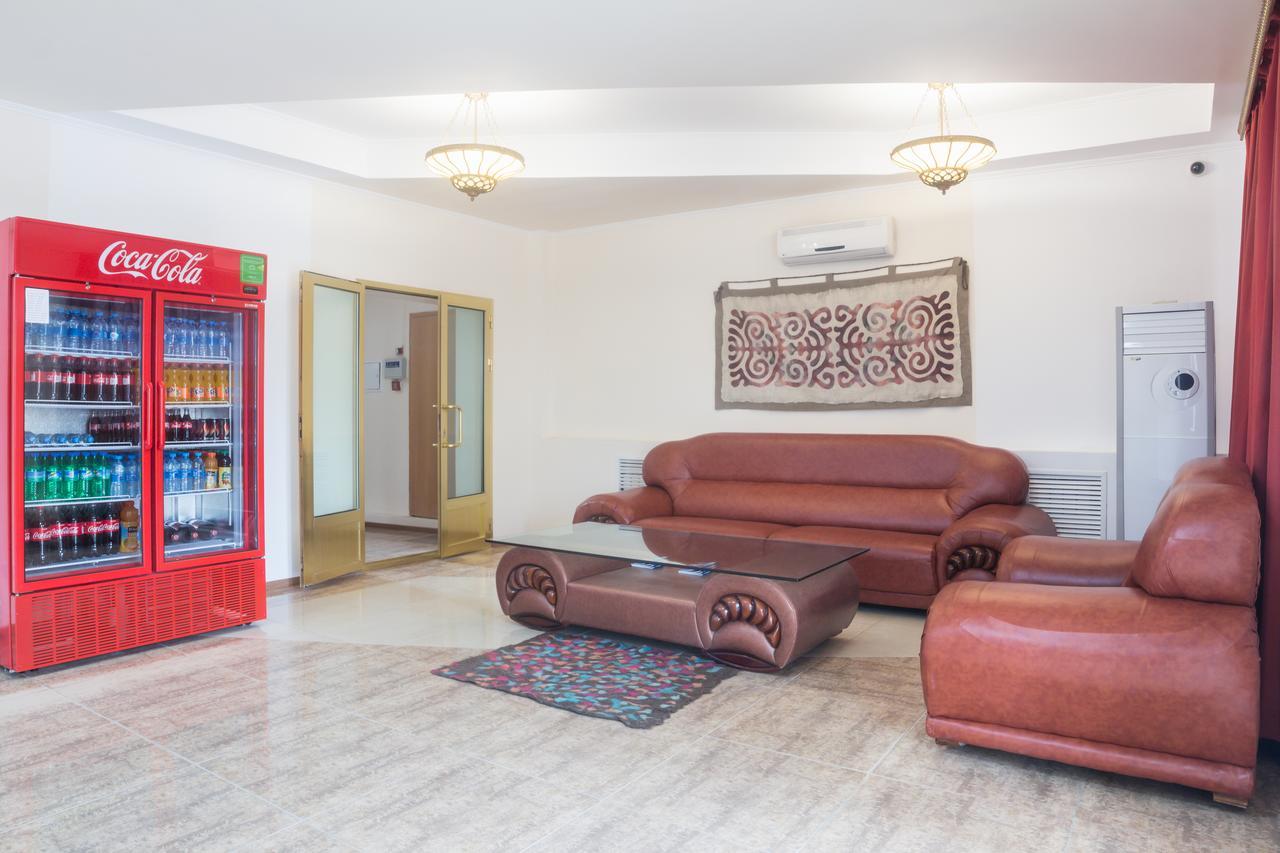 Hotel Alma Ata Zhosaly 外观 照片